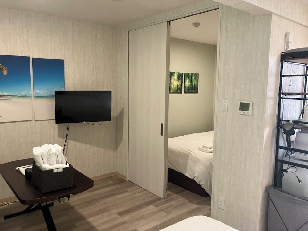 NEW NORMAL CONDO IN KENCHOMINAMIGUCHI 那覇