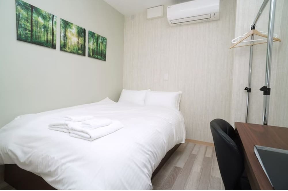 NEW NORMAL CONDO IN KENCHOMINAMIGUCHI 那覇