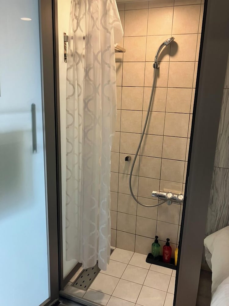 NEW NORMAL CONDO IN KENCHOMINAMIGUCHI 那覇