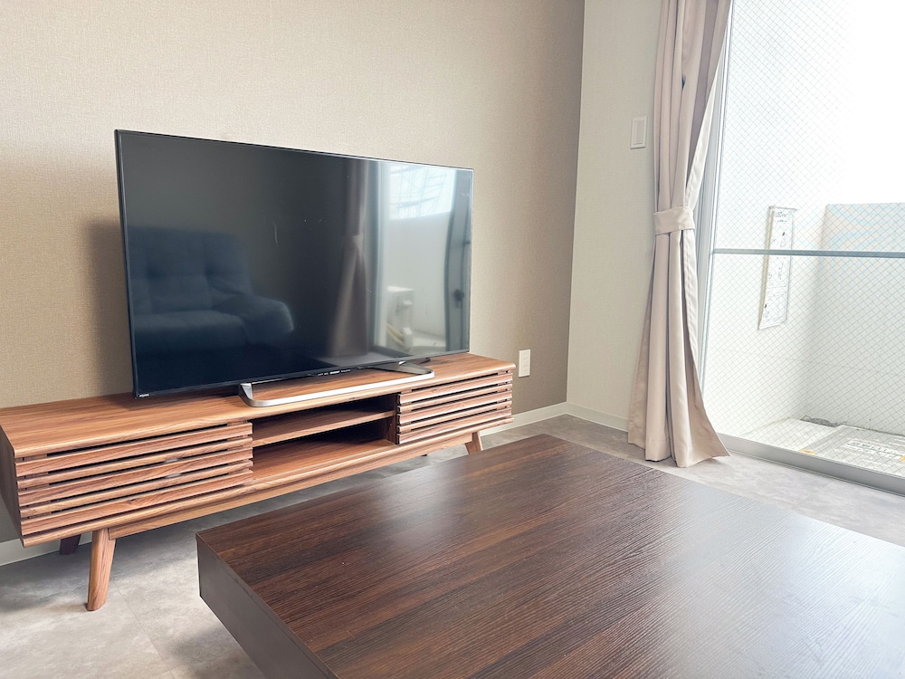 MR.KINJO IN エスポワール与那覇ビル 那覇