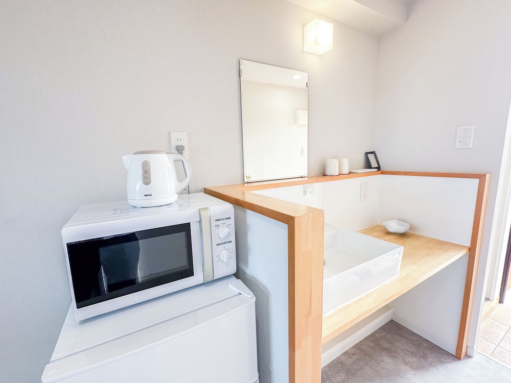 MR.KINJO IN エスポワール与那覇ビル 那覇