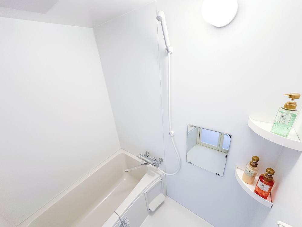 MR.KINJO IN エスポワール与那覇ビル 那覇