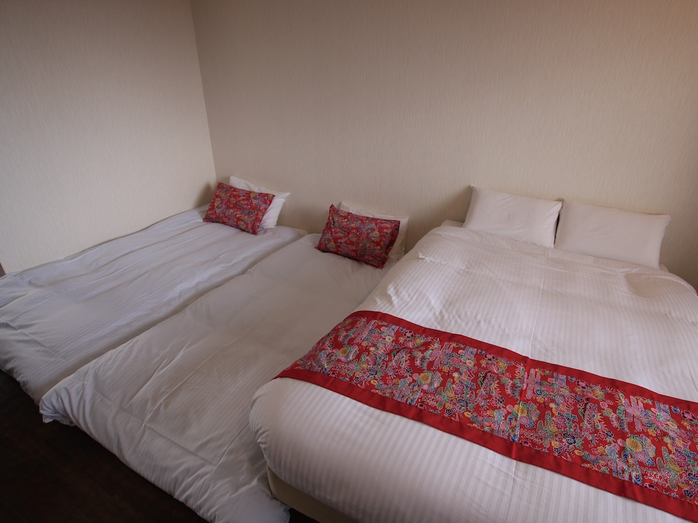 AMAWARI HOTEL 那覇
