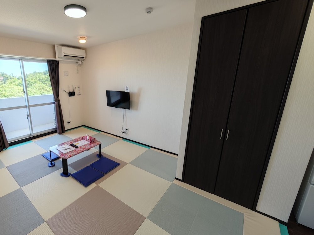 AMAWARI HOTEL 那覇