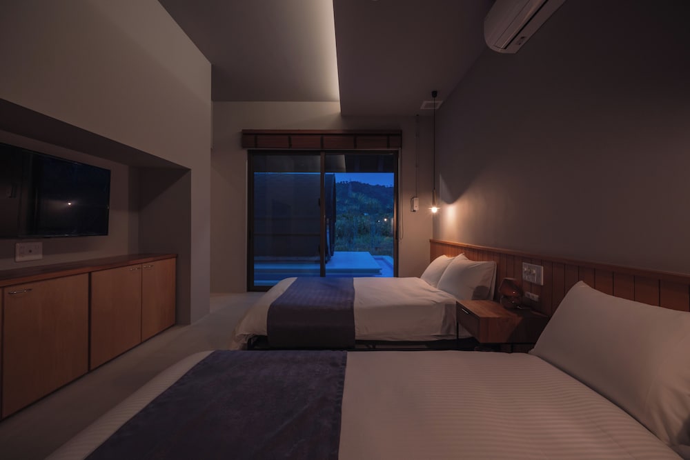 REFLEXION VILLAS GLANZ 那覇