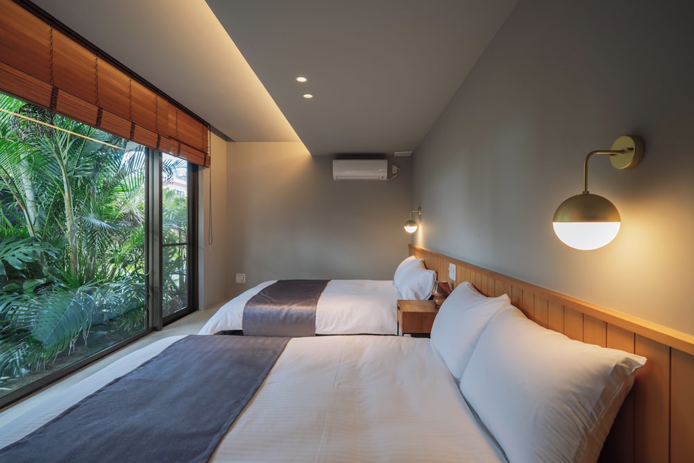 REFLEXION VILLAS GLANZ 那覇