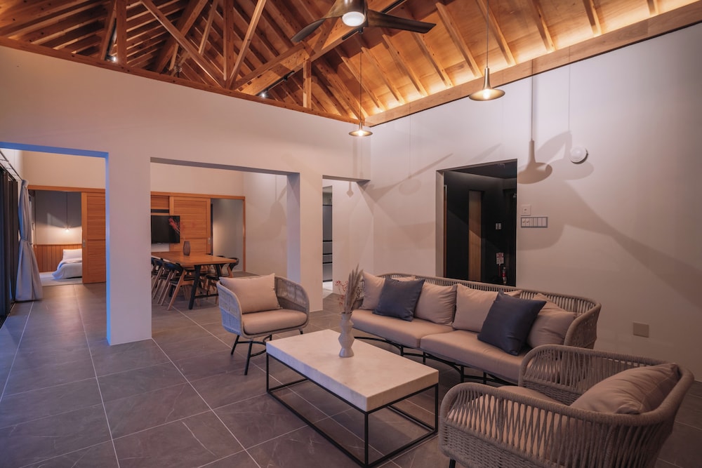 REFLEXION VILLAS GLANZ 那覇