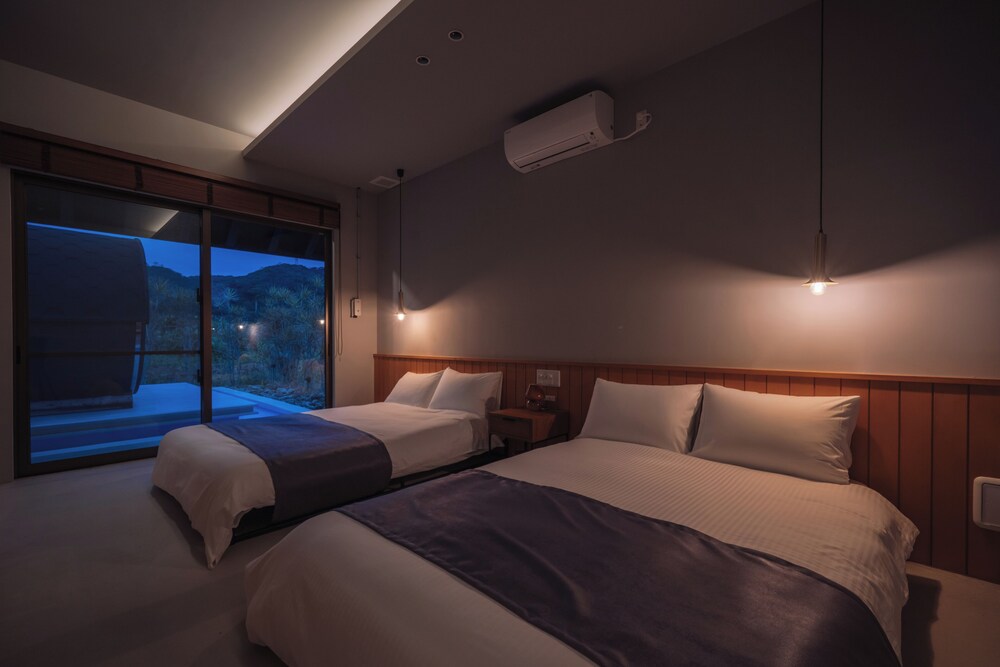REFLEXION VILLAS GLANZ 那覇
