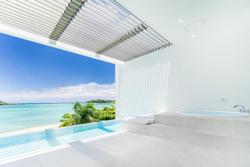 VILLA VALIOSA 那覇