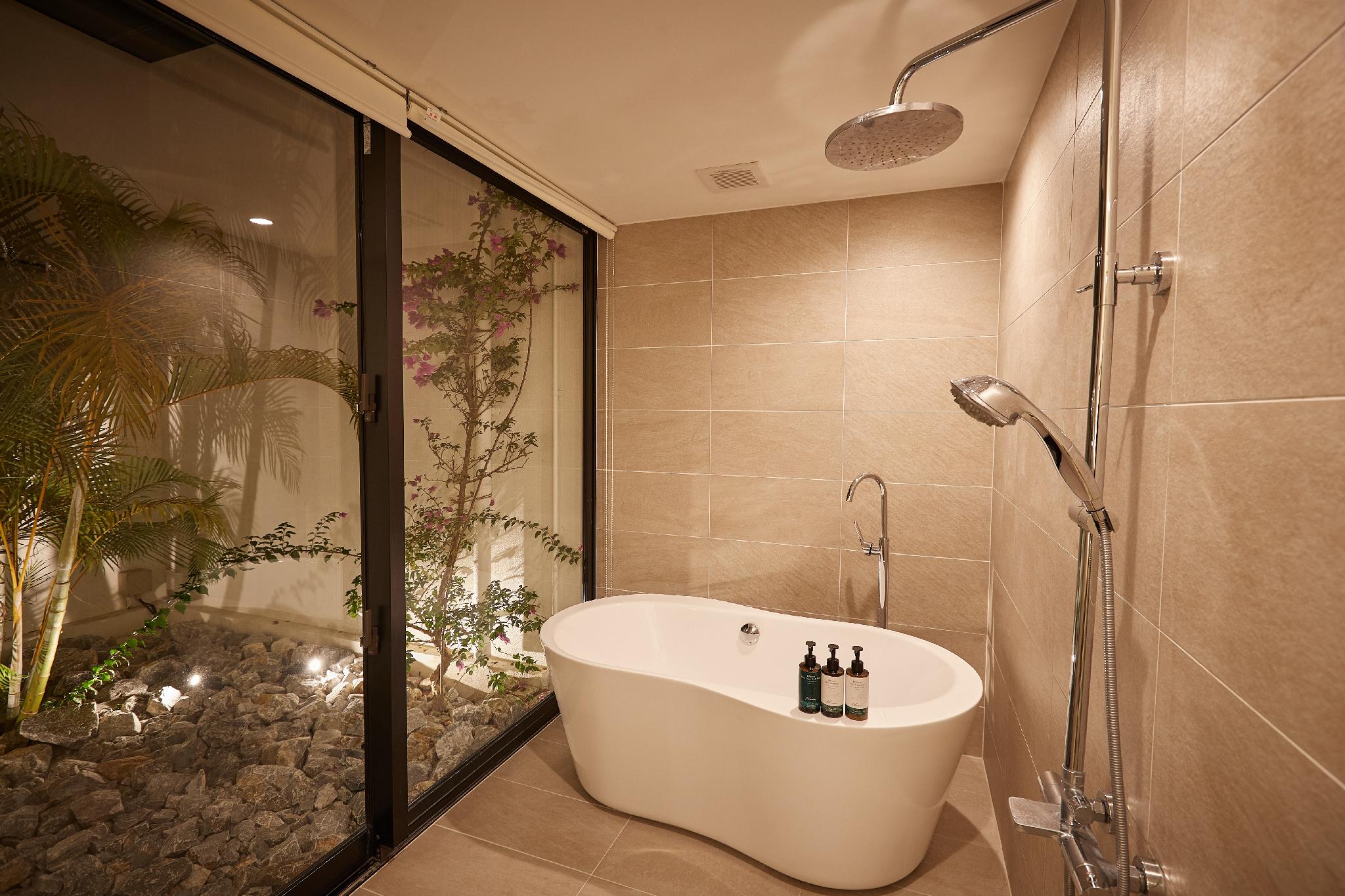 アダンリゾート スカイヴィララグジュアリースイート 那覇