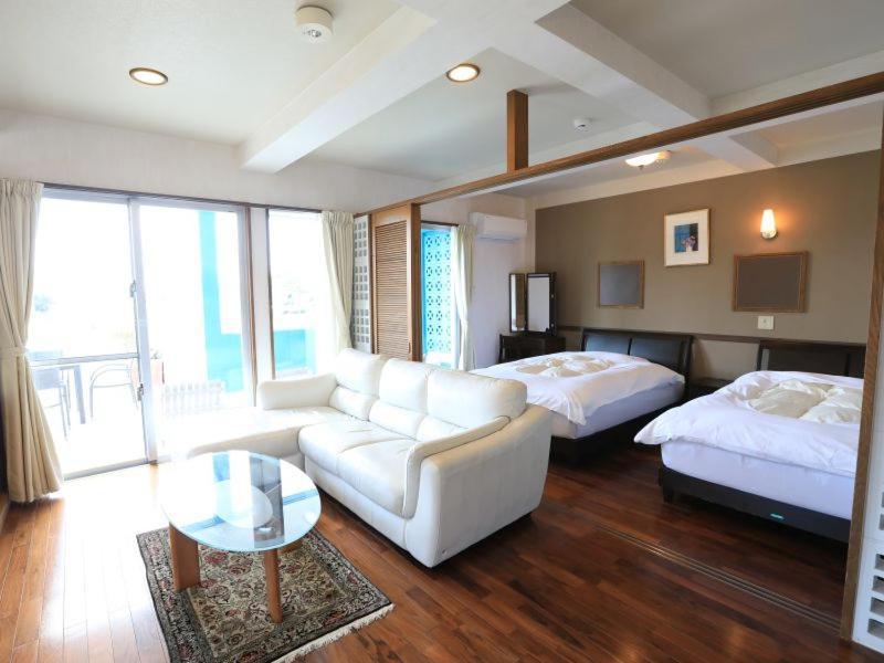 ペンションニライカナイ NIRAIKANAI 那覇