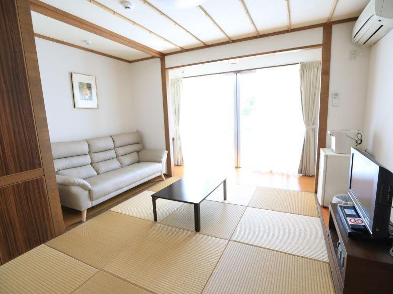 ペンションニライカナイ NIRAIKANAI 那覇