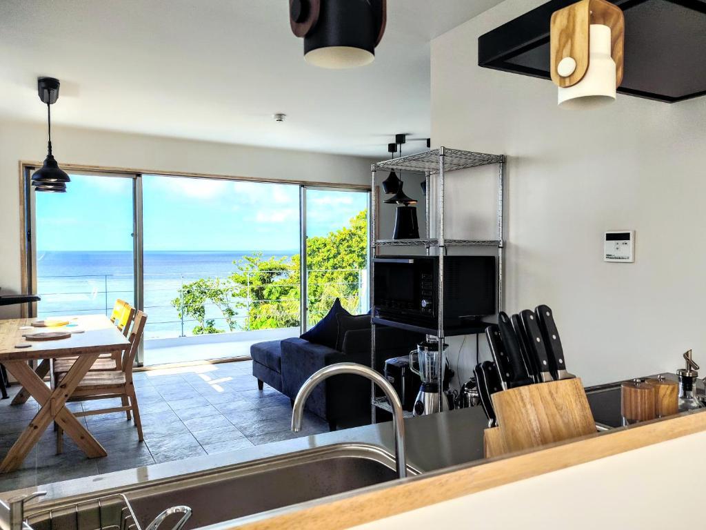 オーシャンビュー石垣 那覇