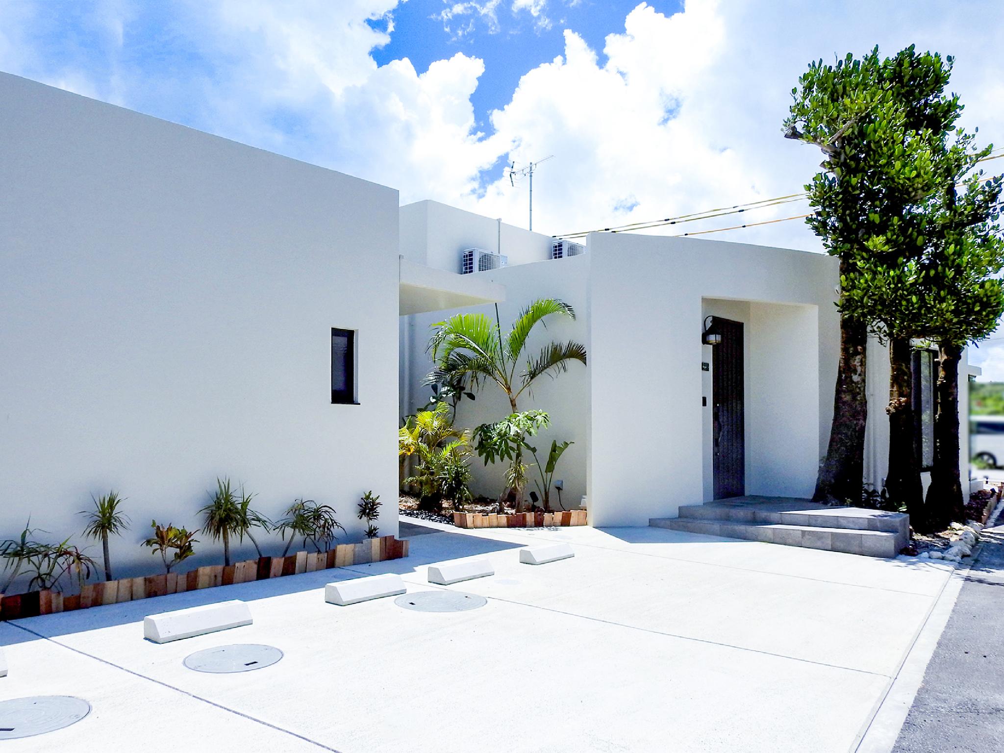 VILLA LIFE INDAH 済井出 那覇