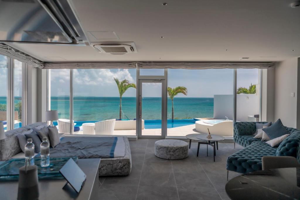 Ronsard Resort IRABU 那覇