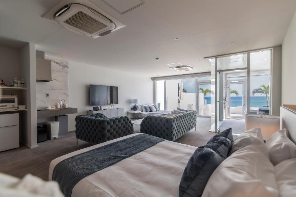 Ronsard Resort IRABU 那覇