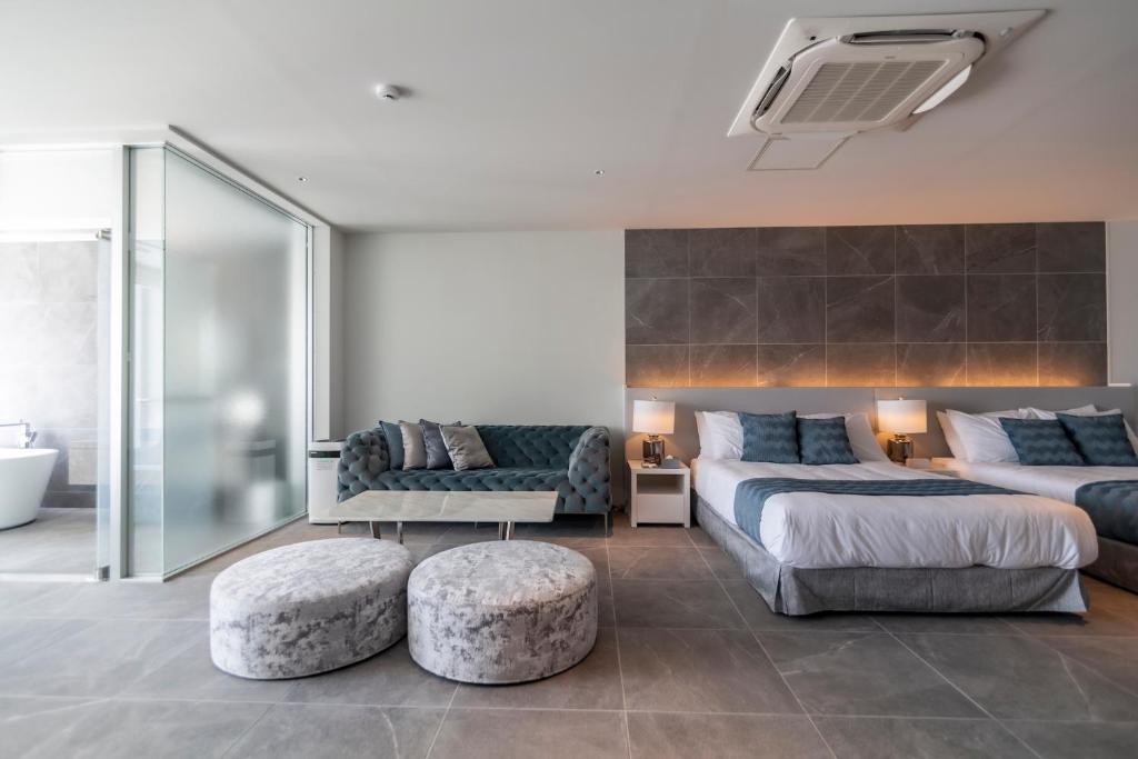 Ronsard Resort IRABU 那覇