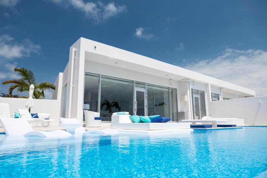 Ronsard Resort IRABU 那覇