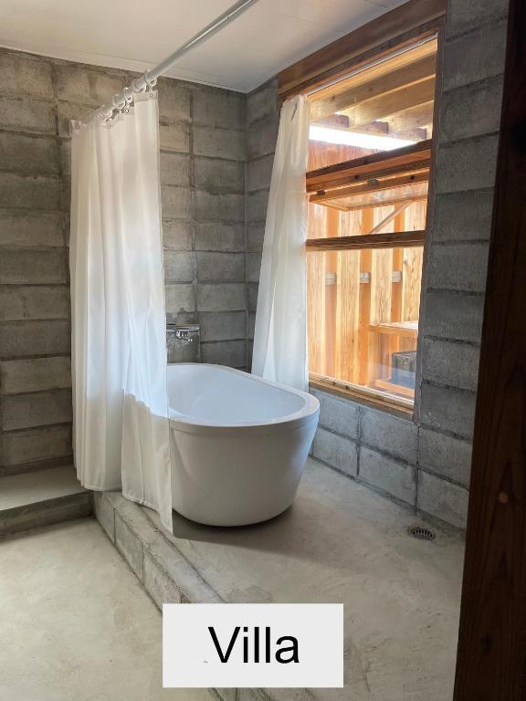 水と共に過ごすスモールヴィラ　かふーわ知念 那覇