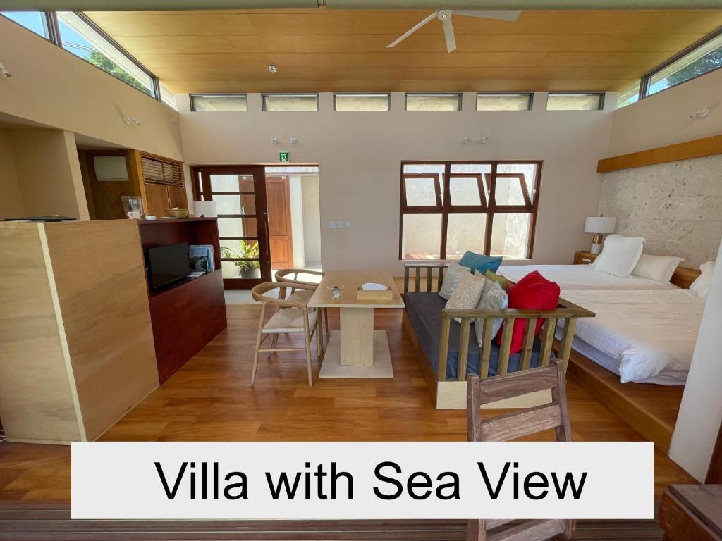 水と共に過ごすスモールヴィラ　かふーわ知念 那覇