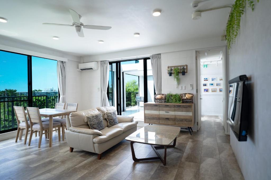 シースペースロード SEASPACEROAD 那覇