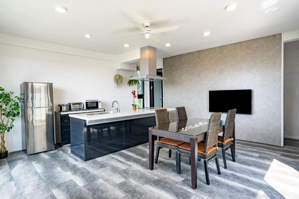 シースペースロード SEASPACEROAD 那覇