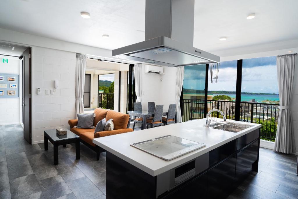 シースペースロード SEASPACEROAD 那覇