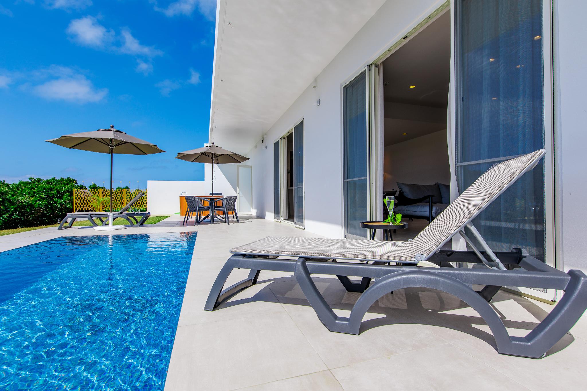 クリスタルヴィラベイサイド 那覇