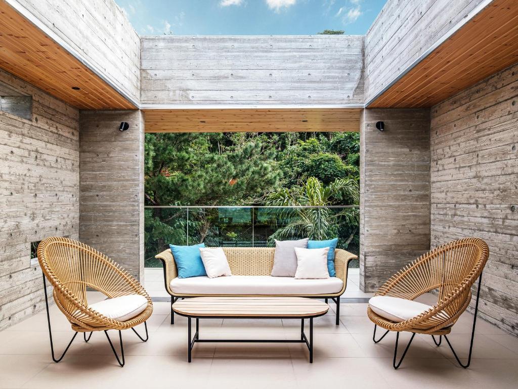 ILUVIO RESORT MOTOBU 那覇