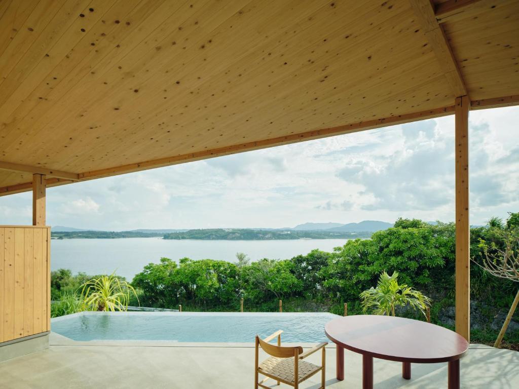 YAWN YARD Kouri Island 那覇