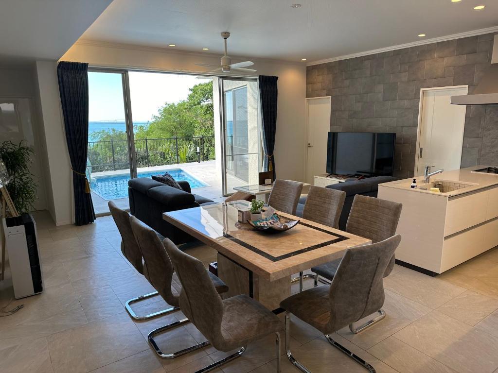 -VILLA RIKYU- 離宮 那覇