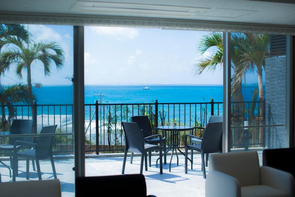 -VILLA RIKYU- 離宮 那覇