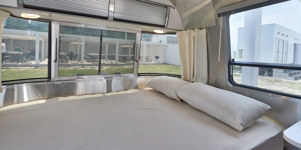 GRANCAMPING SENAGAJIMA BY WBF 那覇