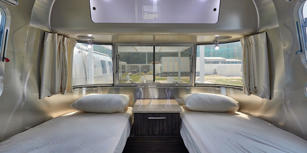 GRANCAMPING SENAGAJIMA BY WBF 那覇