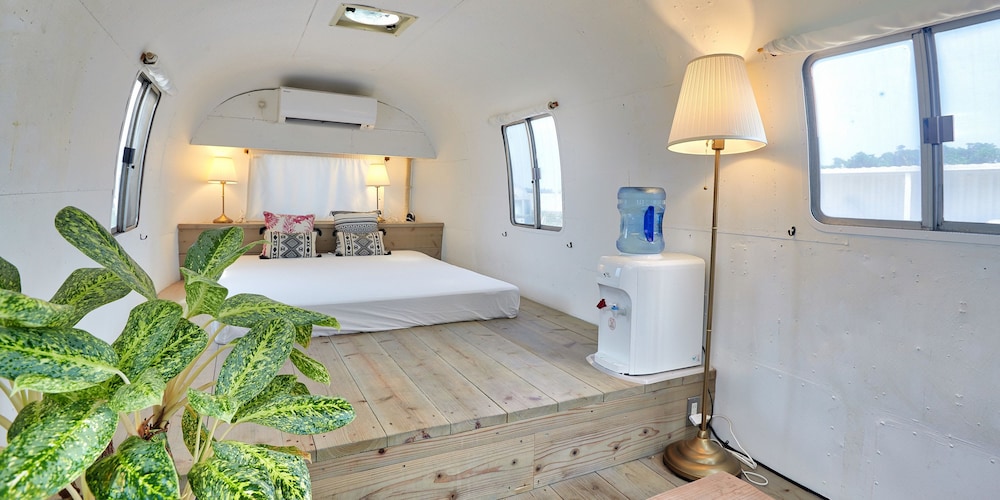 GRANCAMPING SENAGAJIMA BY WBF 那覇