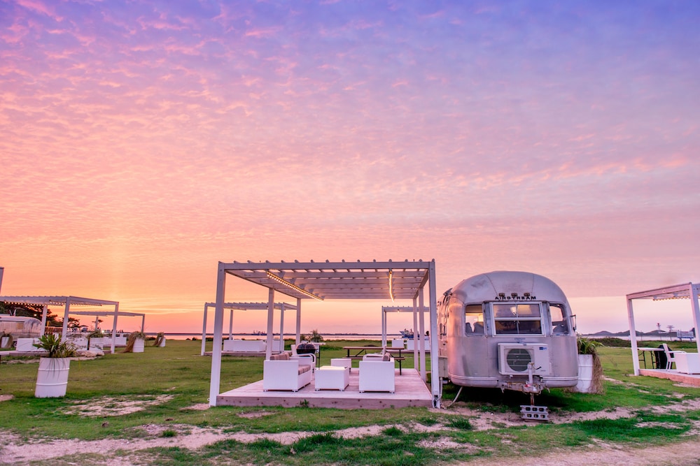 GRANCAMPING SENAGAJIMA BY WBF 那覇