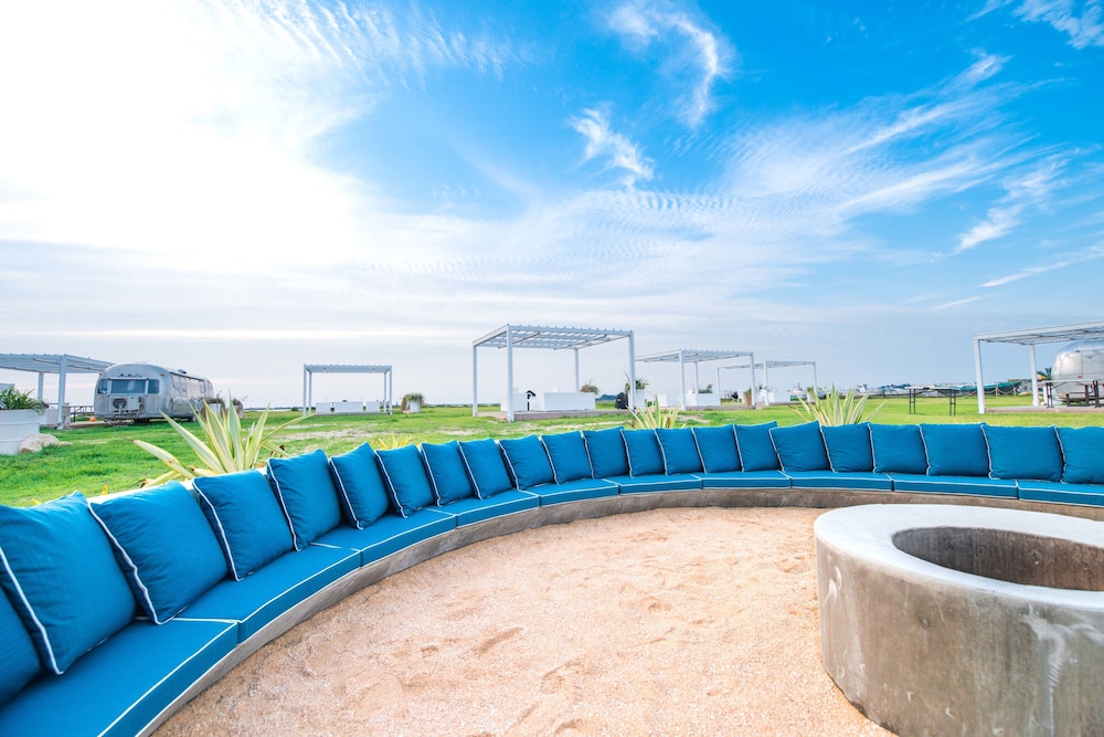 GRANCAMPING SENAGAJIMA BY WBF 那覇