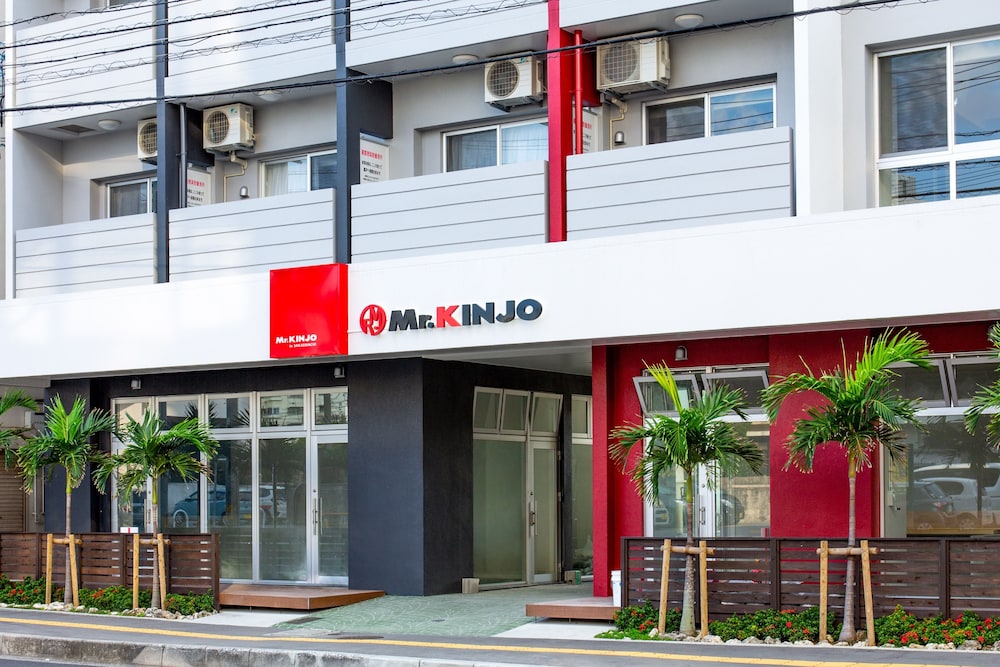 MR.KINJO IN SAKAEMACHI 那覇