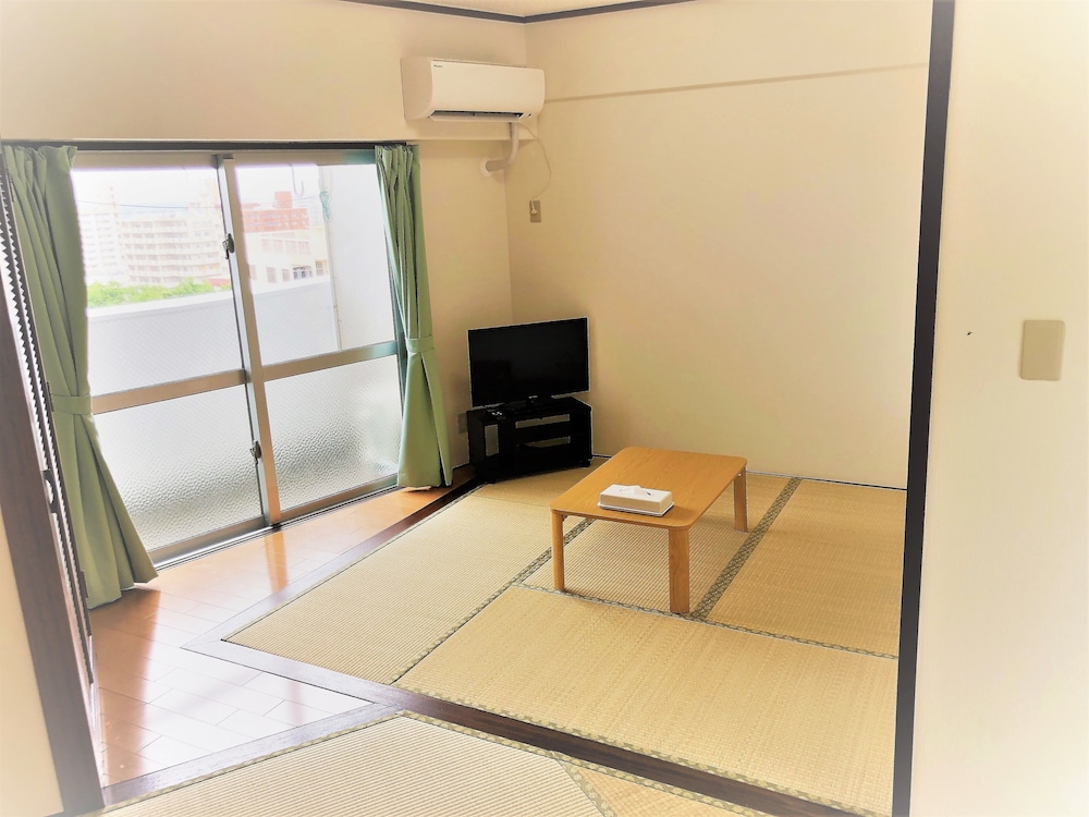 サンセットヒルズイン那覇 那覇