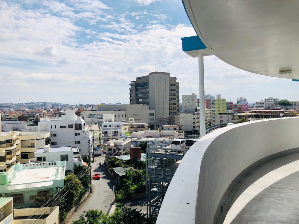サンセットヒルズイン那覇 那覇