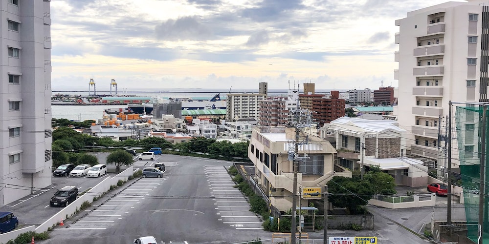 サンセットヒルズイン那覇 那覇