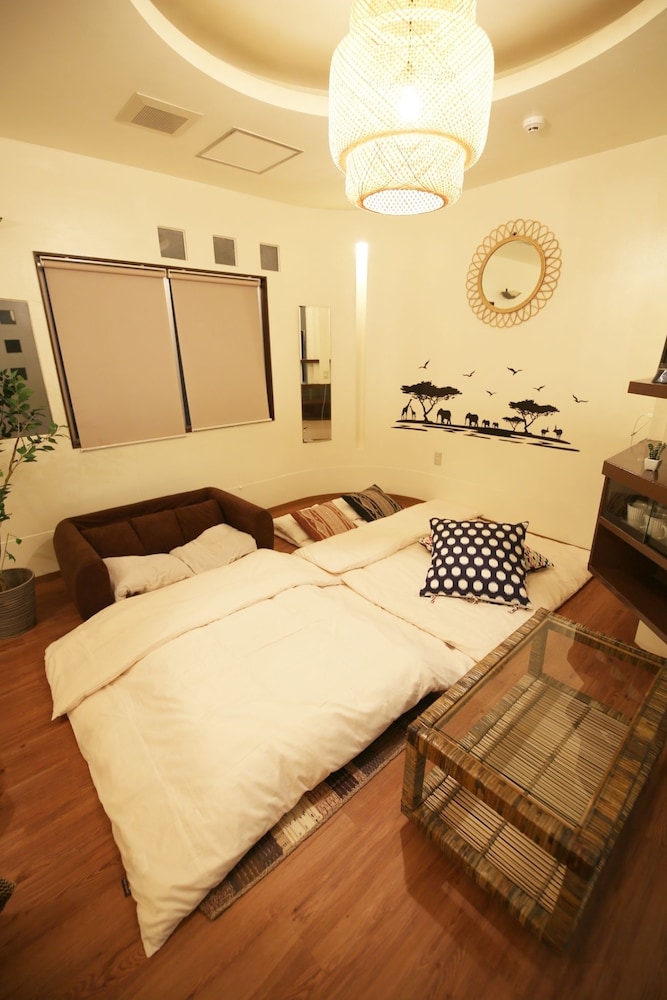 MAEJIMA BLDG 那覇