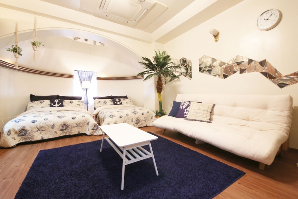 MAEJIMA BLDG 那覇
