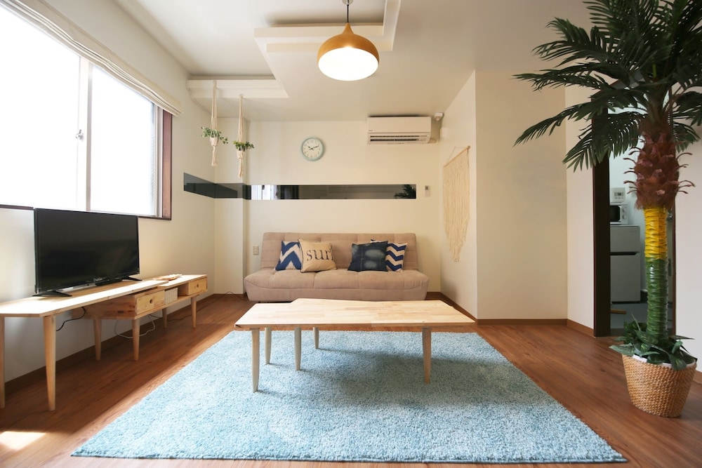 MAEJIMA BLDG 那覇