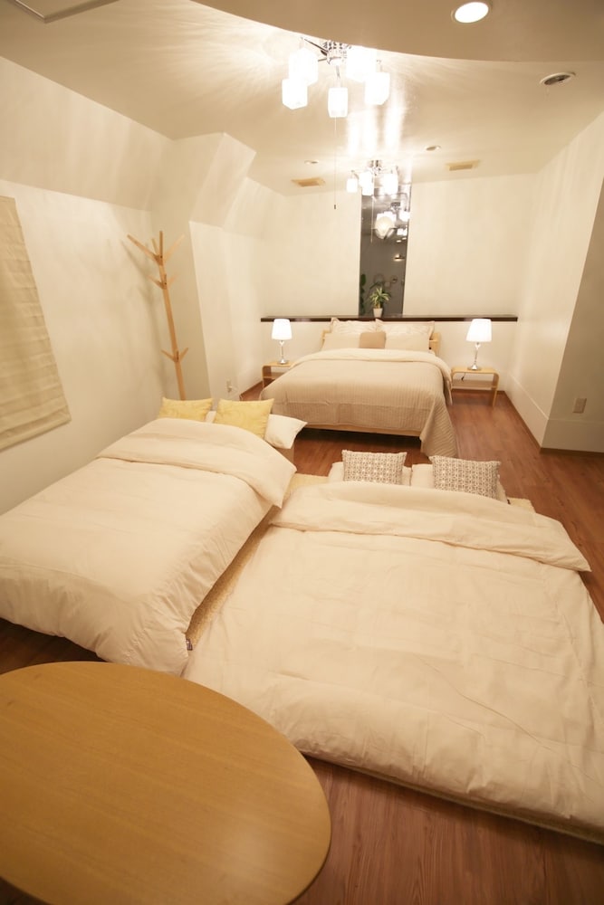 MAEJIMA BLDG 那覇