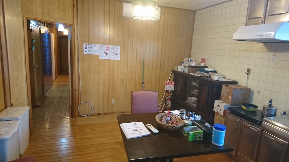 ゲストハウス いちゃりばちょーでー 那覇