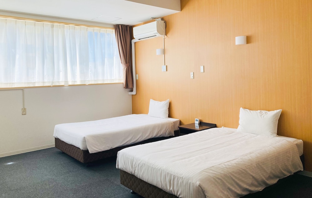 HOTEL PRECIA 那覇辻町 那覇