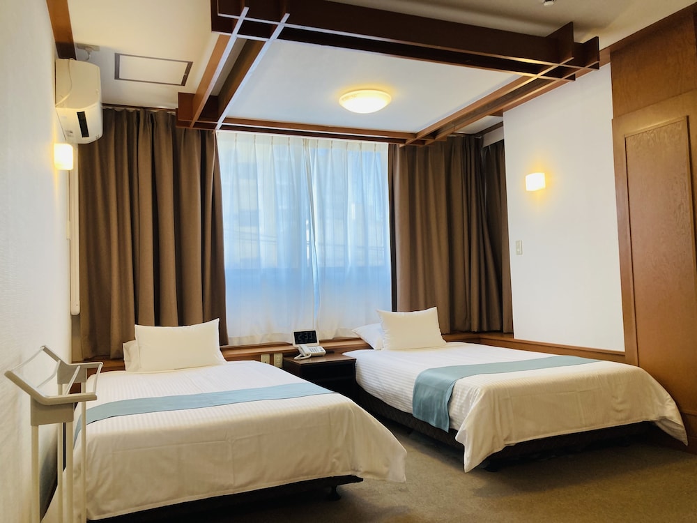 HOTEL PRECIA 那覇辻町 那覇