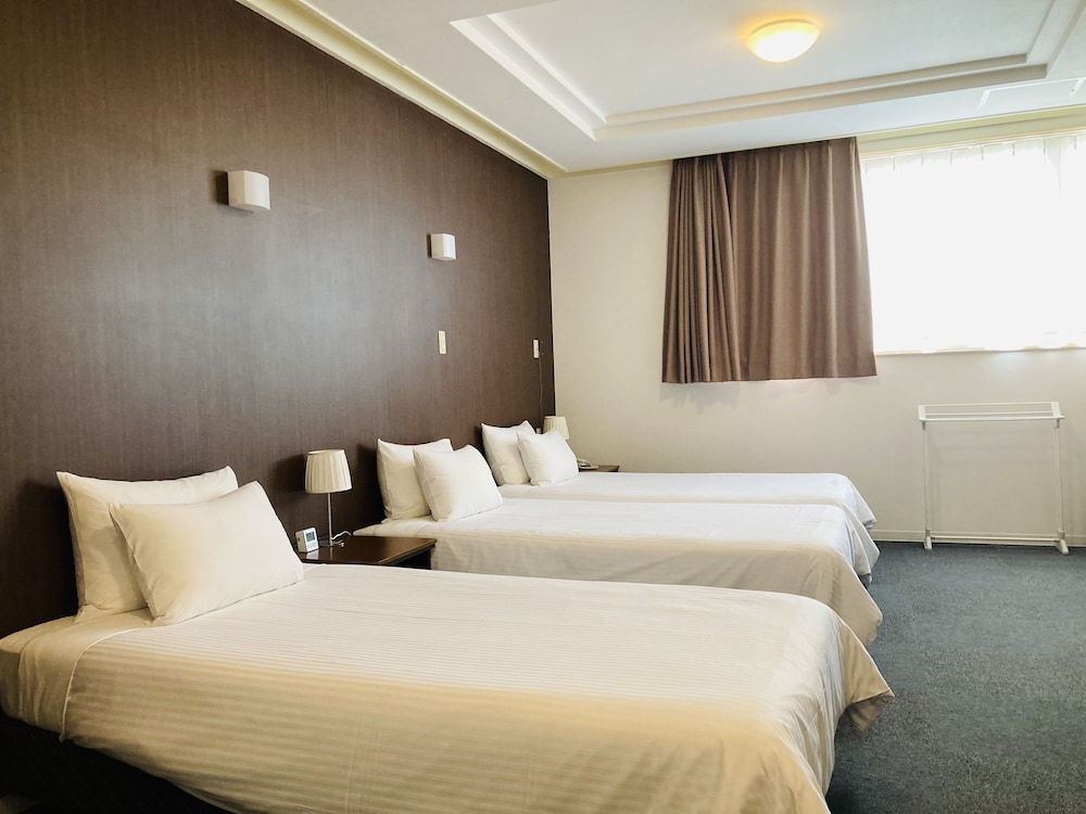 HOTEL PRECIA 那覇辻町 那覇