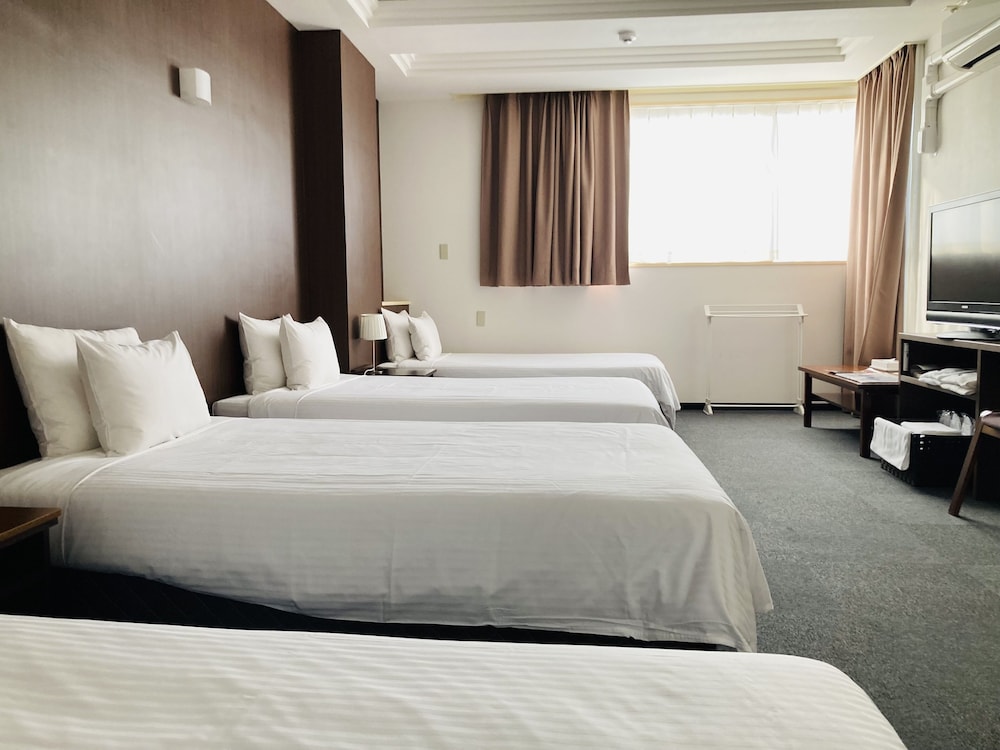 HOTEL PRECIA 那覇辻町 那覇